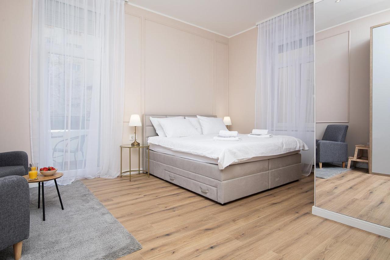 Appartamento Grand Munz Pola Esterno foto